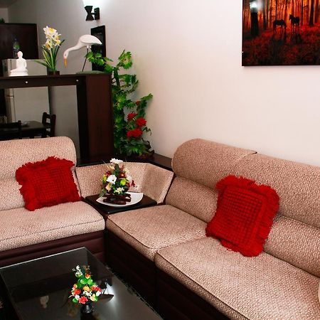 Lotus Luxury Apartment Nuwara Eliya Bagian luar foto